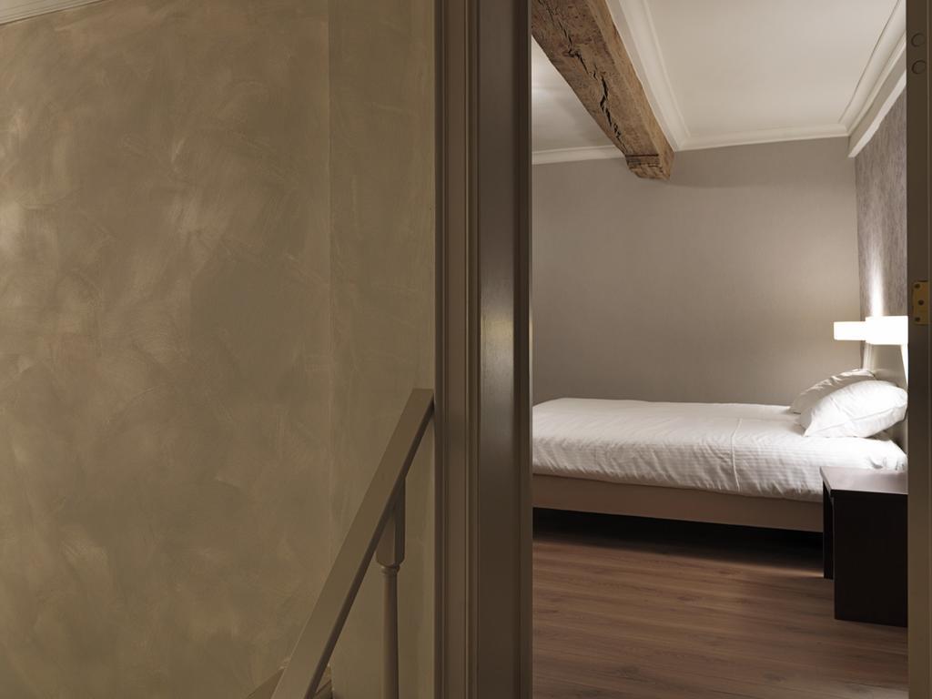 Hotel La Pomme D'Or أودينارد الغرفة الصورة