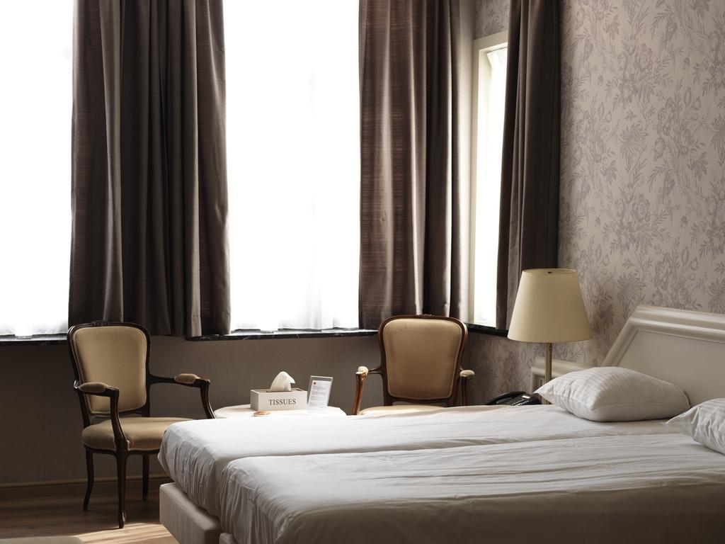 Hotel La Pomme D'Or أودينارد الغرفة الصورة
